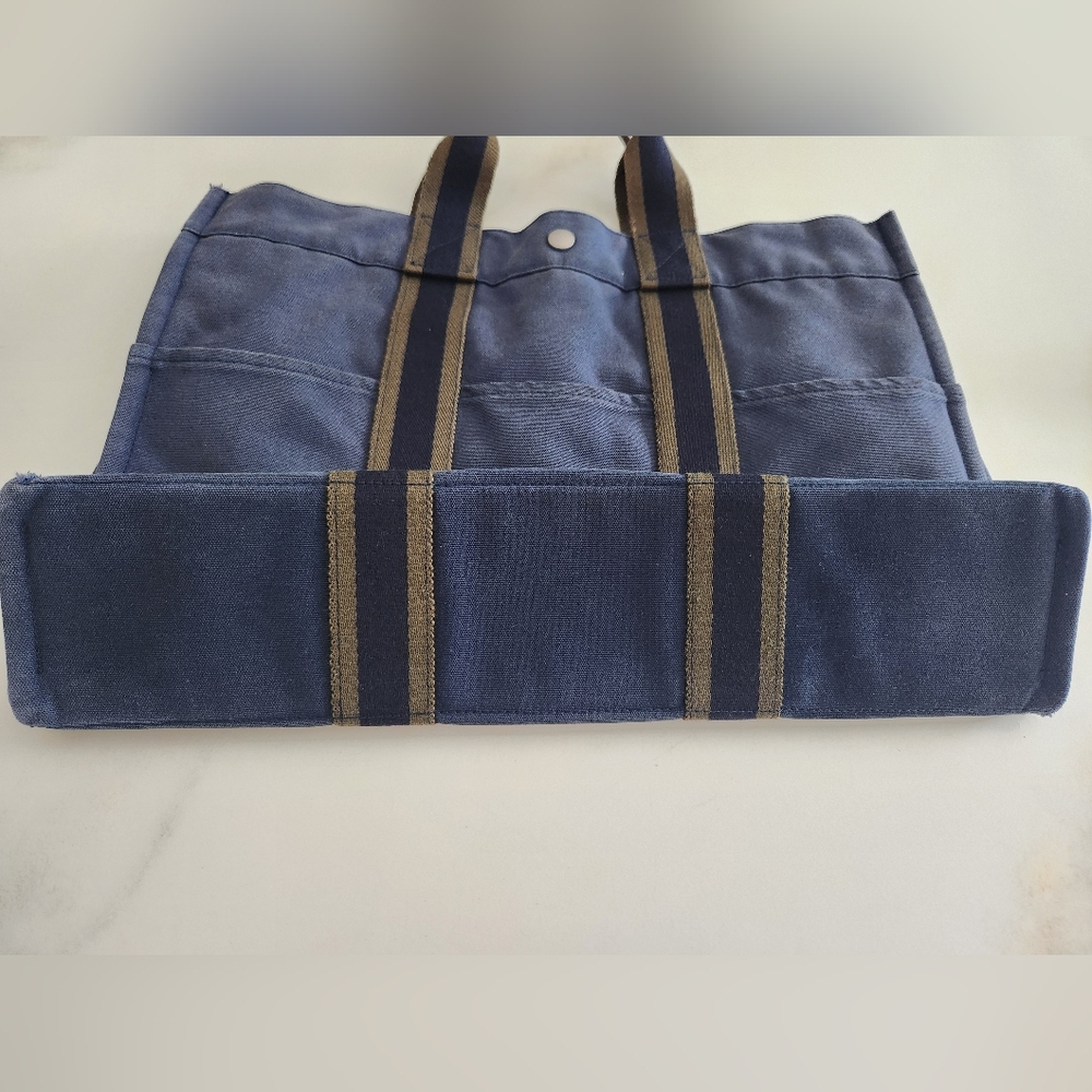 Hermes Large Paris Fourre Tote In Navy. - Picture 10 of 15